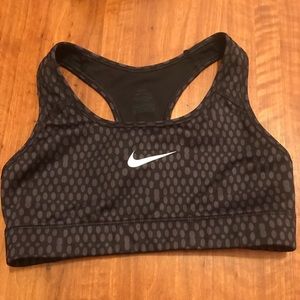 Nike sports bra size XS women’s